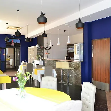 아파트 Apartament Prywatny Lazurowy